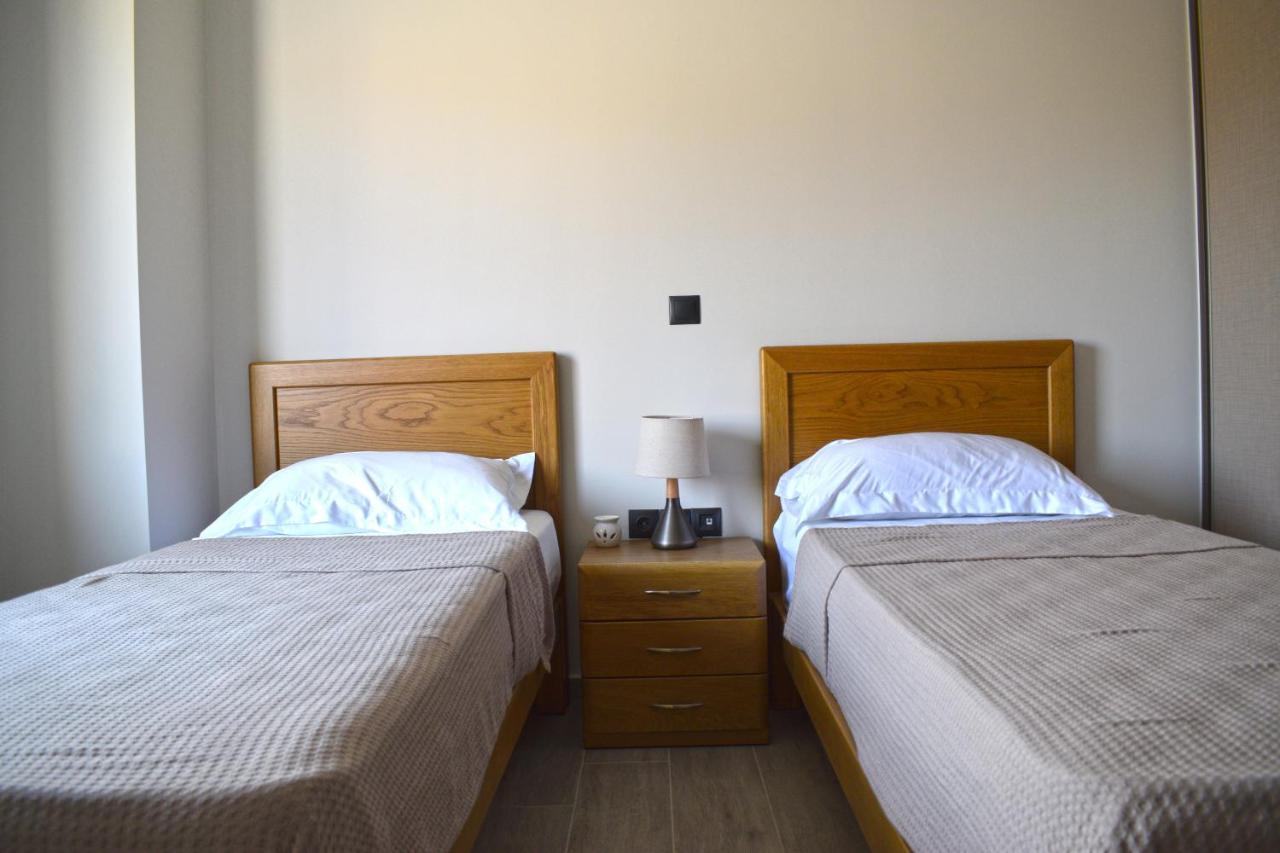 Four Seasons Homes Stalos Ngoại thất bức ảnh