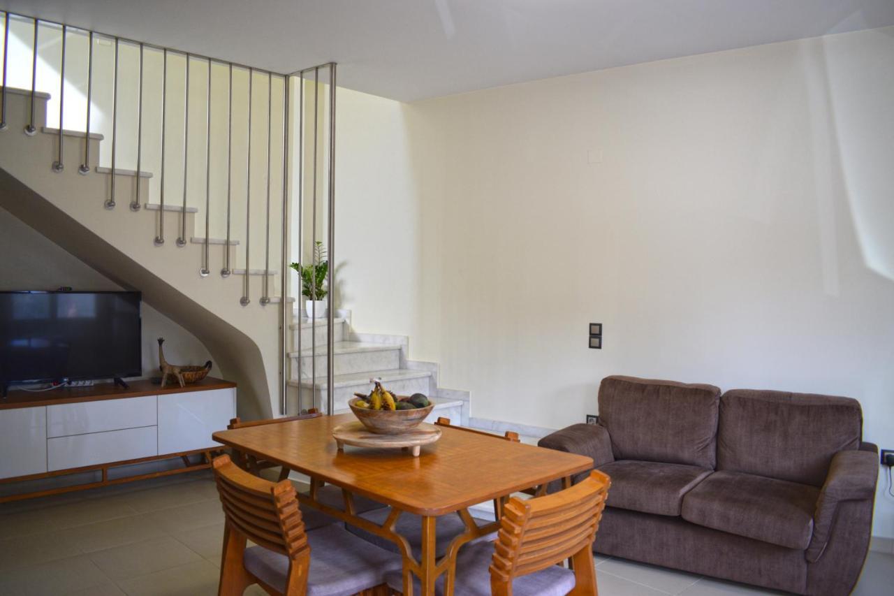 Four Seasons Homes Stalos Ngoại thất bức ảnh